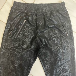 Fate black snake skin print joggers, women’s small